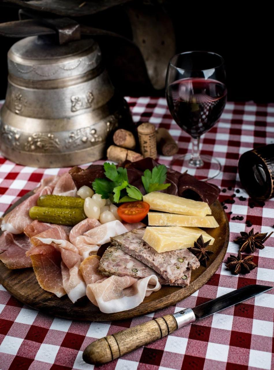 B&B Restaurant Le Pernollet Evionnaz Zewnętrze zdjęcie